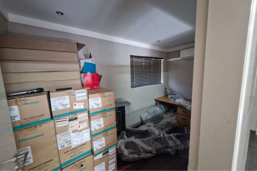 Commercial Property for Sale in Wilkoppies North West